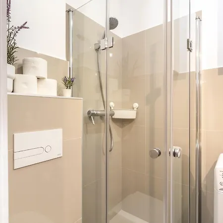 Golden Warsaw-cozy Studio-old Town&orla Apartamento